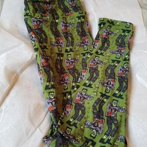 Tc lularoe Halloween leggings